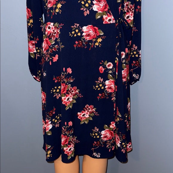 Navy blue floral dress - Picture 3 of 6